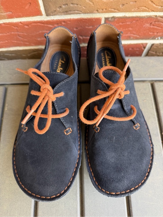 Clarks Artisan Women\'s Navy Suede Casual Lace-Up Shoes w/ Camel Laces size 6.5 main image 8